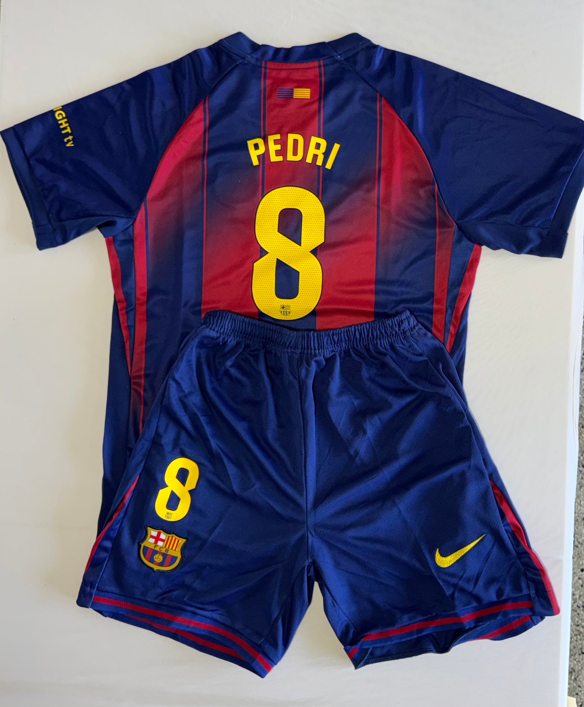 Barcelona 25/26 home Kids, with socks and shorts