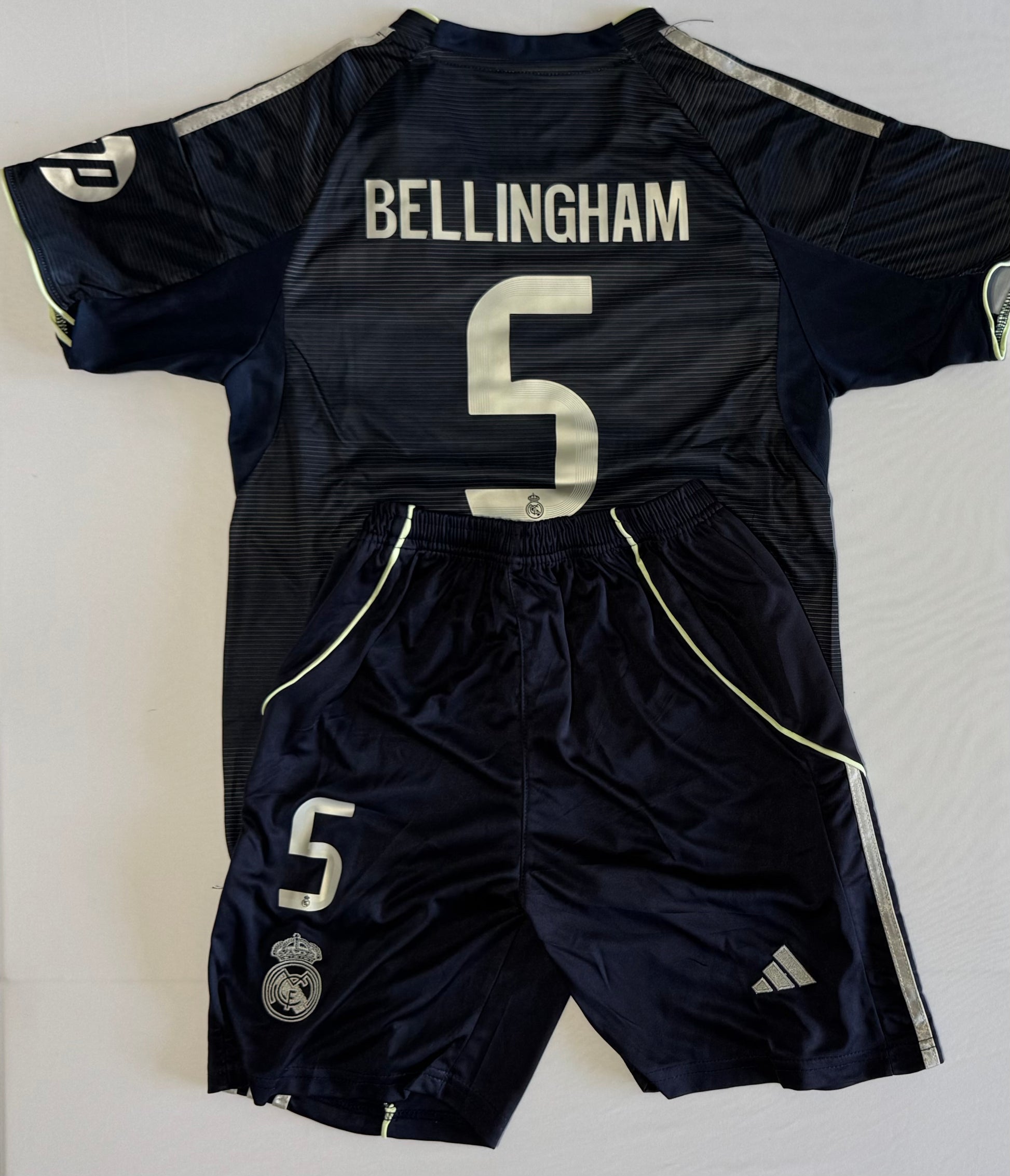 Real Madrid 25/26 away Kids with shorts and socks