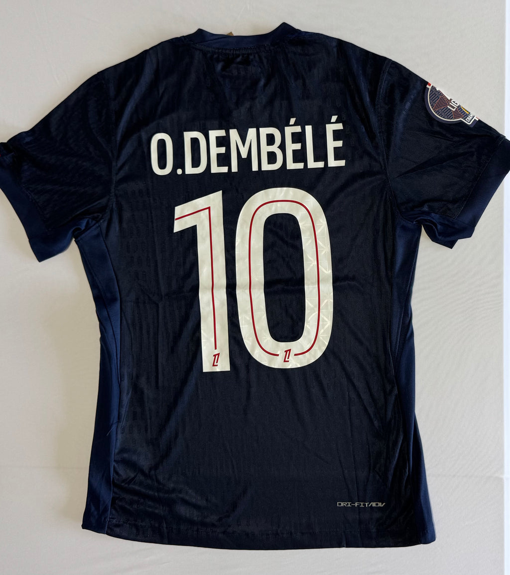 PSG 25/26 home player issue jersey with Ligue 1 patch